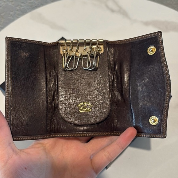 Gucci Sherry Line Vintage Key
Holder Key Case W/ Box - Picture 6 of 11